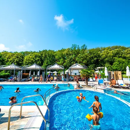 Marina Sands Bijou Boutique - Excellent Choice For Travelers Visiting 2-4p Πανσιόν Obzor